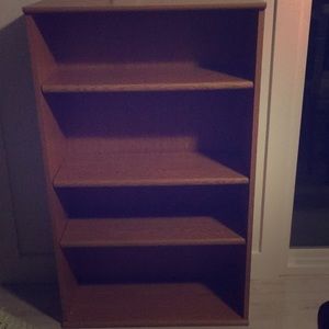 I am selling a book shelf